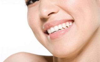 Cách làm trắng răng nhanh nhất tại nhà chỉ với 5 phút mỗi ngày - Bạn đã biết chưa?