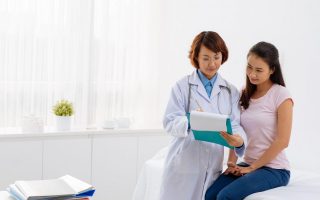Dấu hiệu viêm lộ tuyến cổ tử cung: Nguyên nhân, triệu chứng và cách điều trị