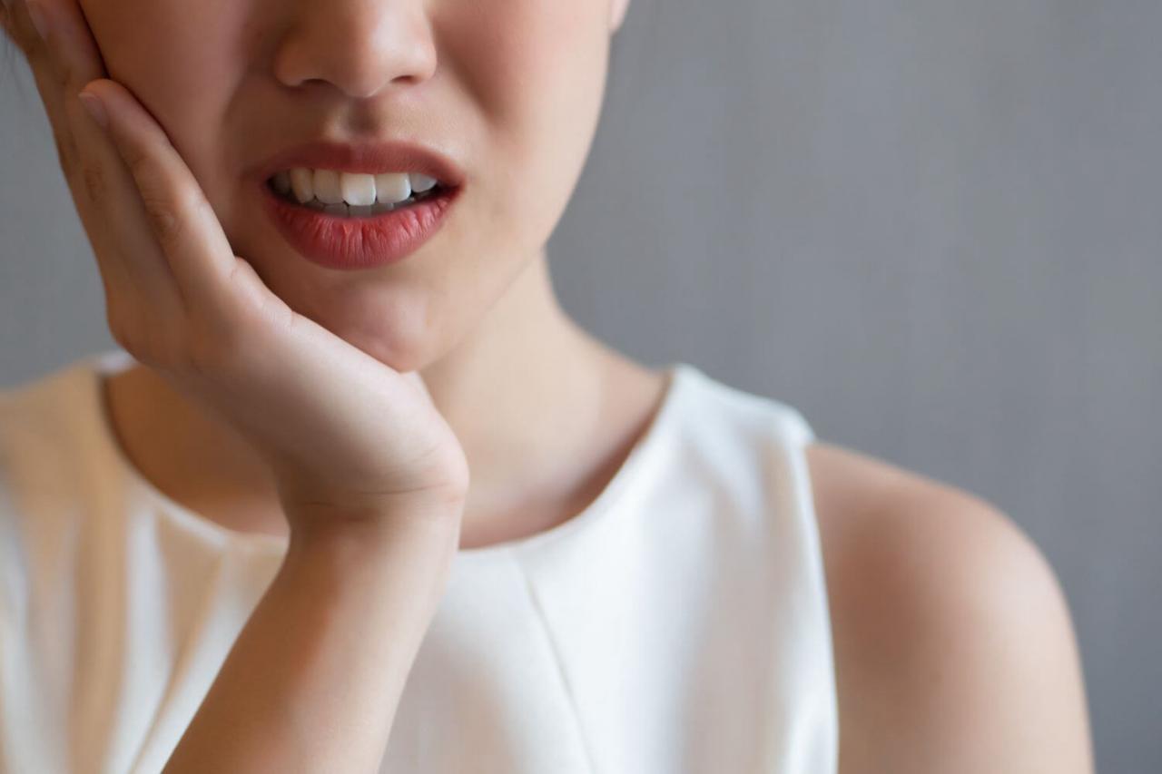 Đau răng uống thuốc gì để giảm viêm nhiễm, sưng tấy và ngăn ngừa biến chứng?