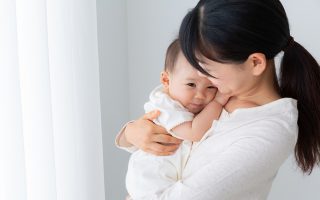 Cách nhận biết nước ối và huyết trắng: Bí quyết giữ gìn sức khỏe cho mẹ và bé
